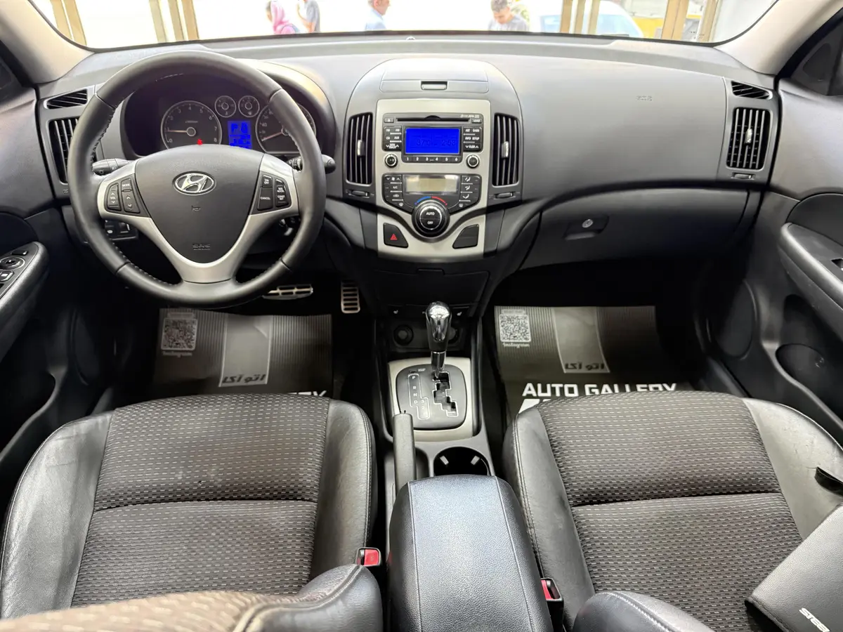هیوندای،  i30