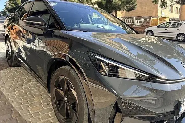 فولکس  آی دی یونیکس