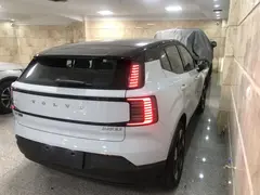 ولوو، EX30