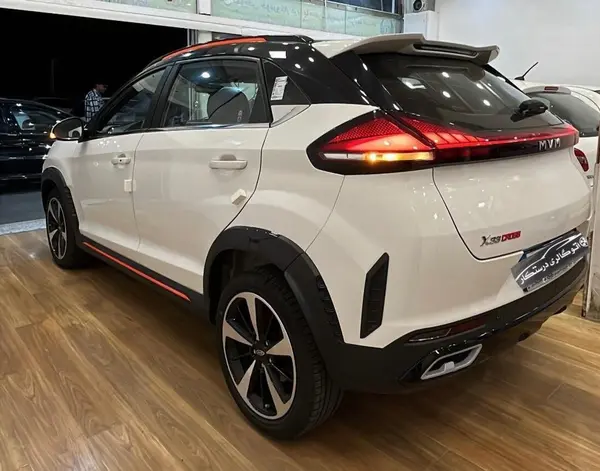 ام وی ام، X33 کراس