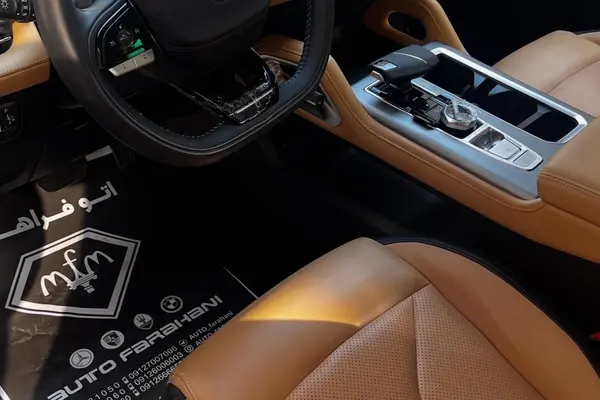 اینفینیت، اکسپلورر