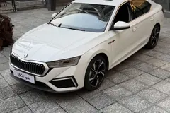 اشکودا، اوکتاویا پرو