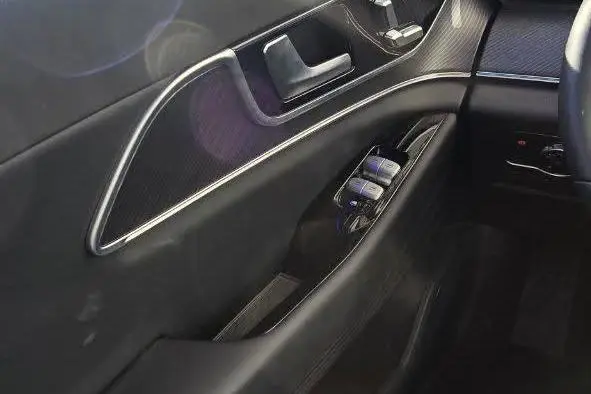 فونیکس  F9