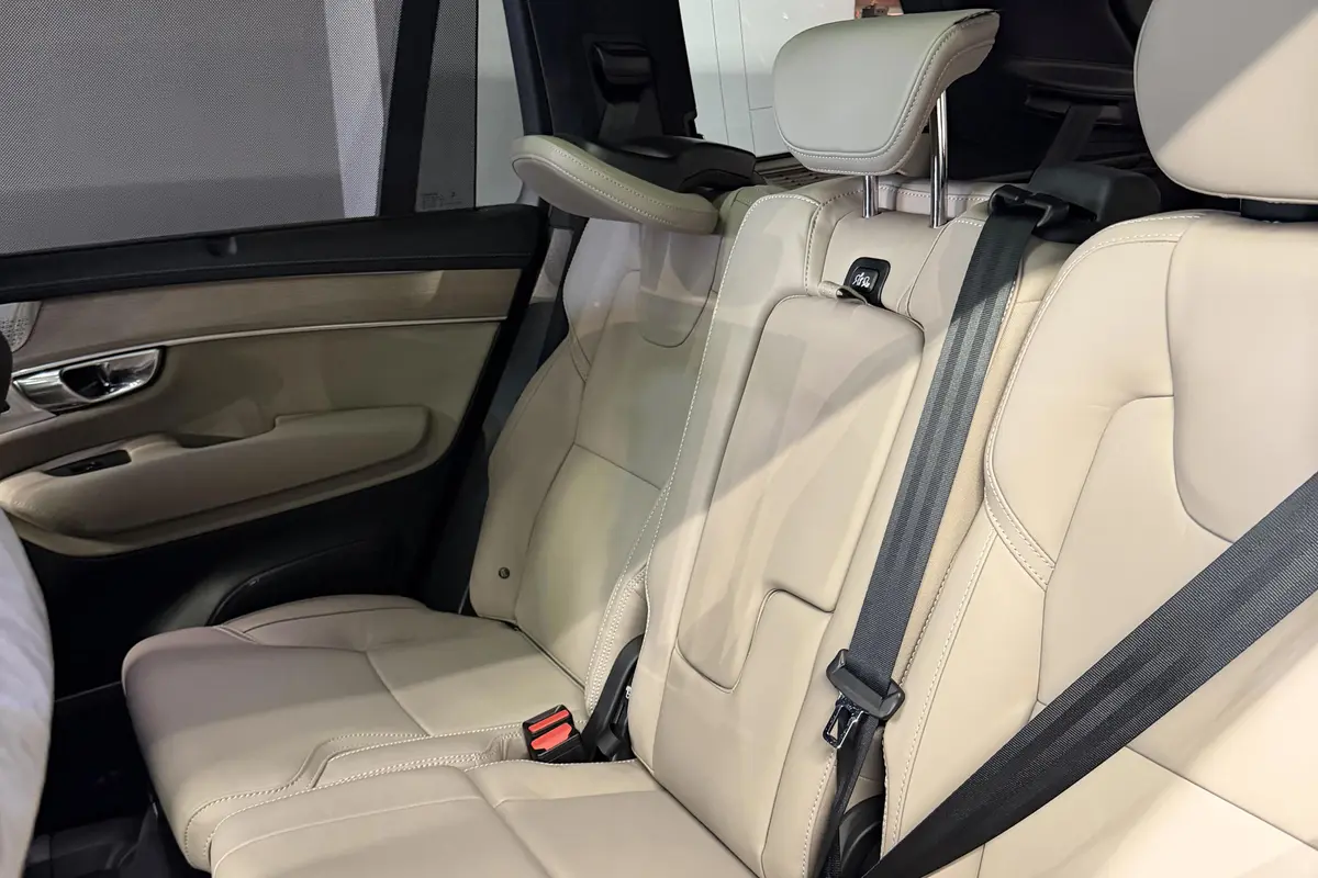 ولوو  XC90