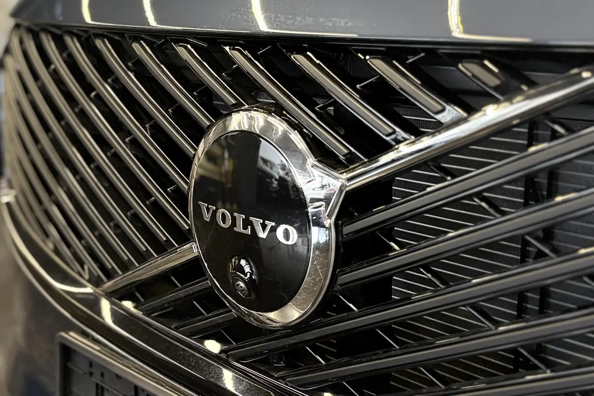 ولوو  XC90