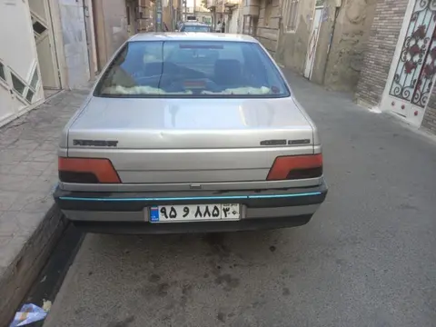 پژو، 405