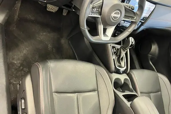 نیسان، قشقایی