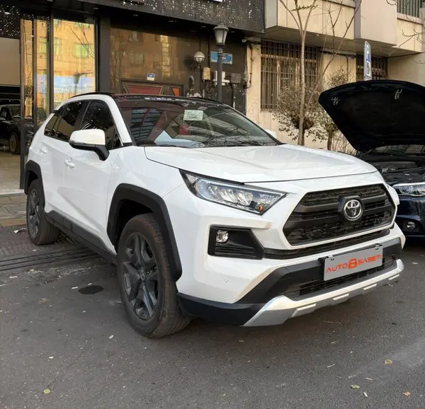 تویوتا، راوفور