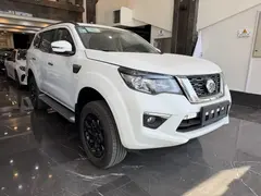 نیسان، ترا