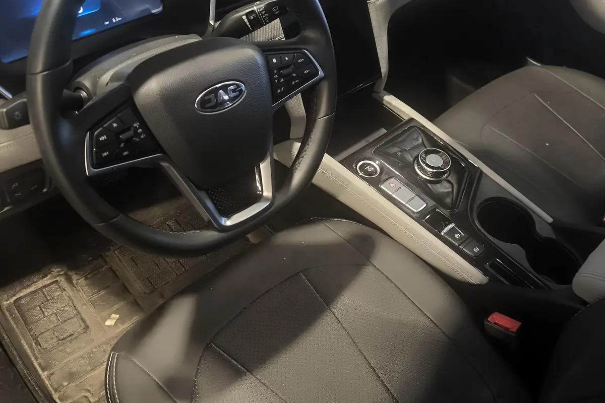 کی ام سی،  eJ7