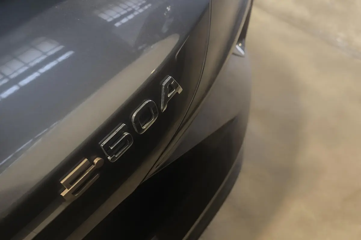 کی ام سی،  eJ7