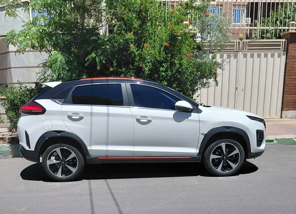 ام وی ام  X33 کراس