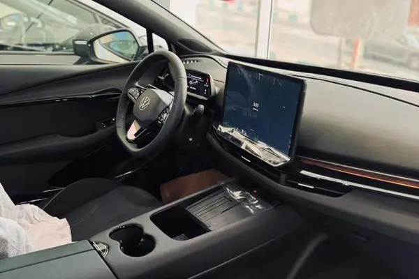 فولکس، آی دی یونیکس