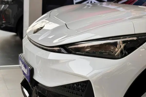 فولکس، آی دی یونیکس