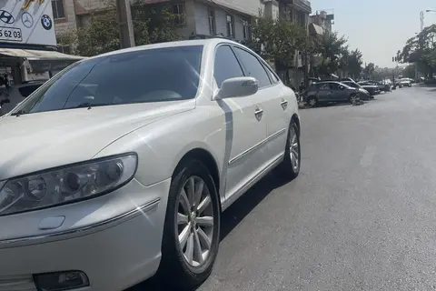 هیوندای، آزرا (گرنجور)
