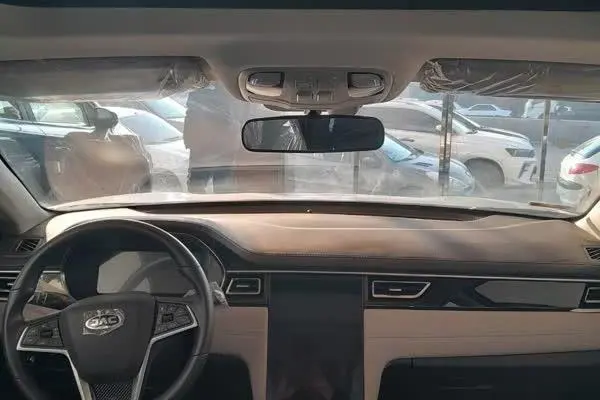 کی ام سی  eJ7