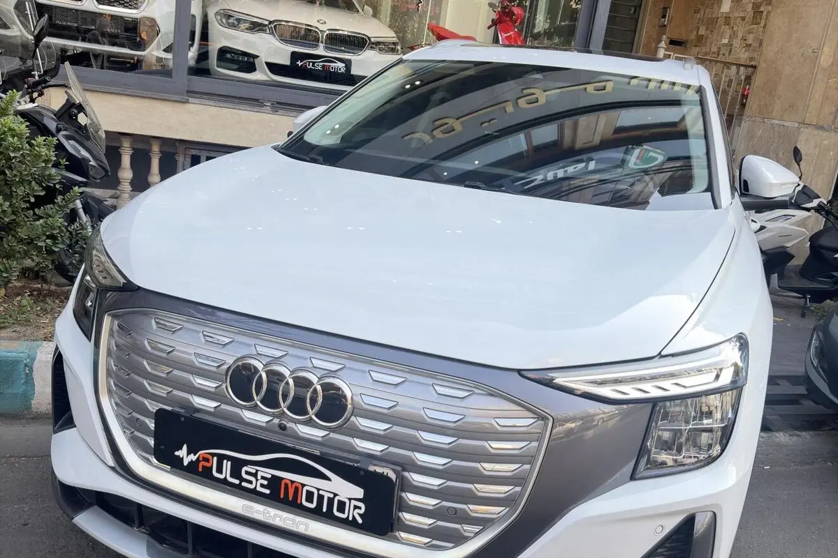 آئودی،  Q4 e-tron