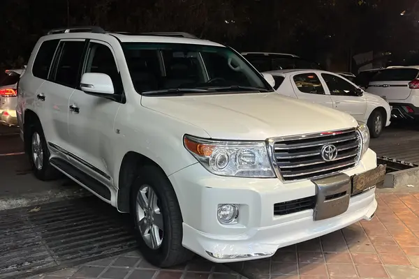 تویوتا، لندکروز چهار در