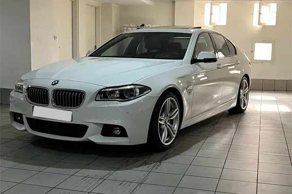 ب ام و، سری 5 سدان