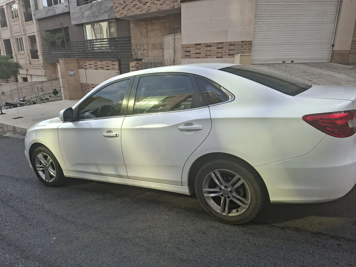 بسترن،  B30