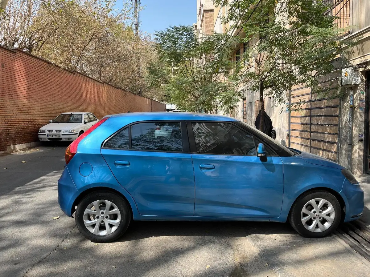 ام جی،  3