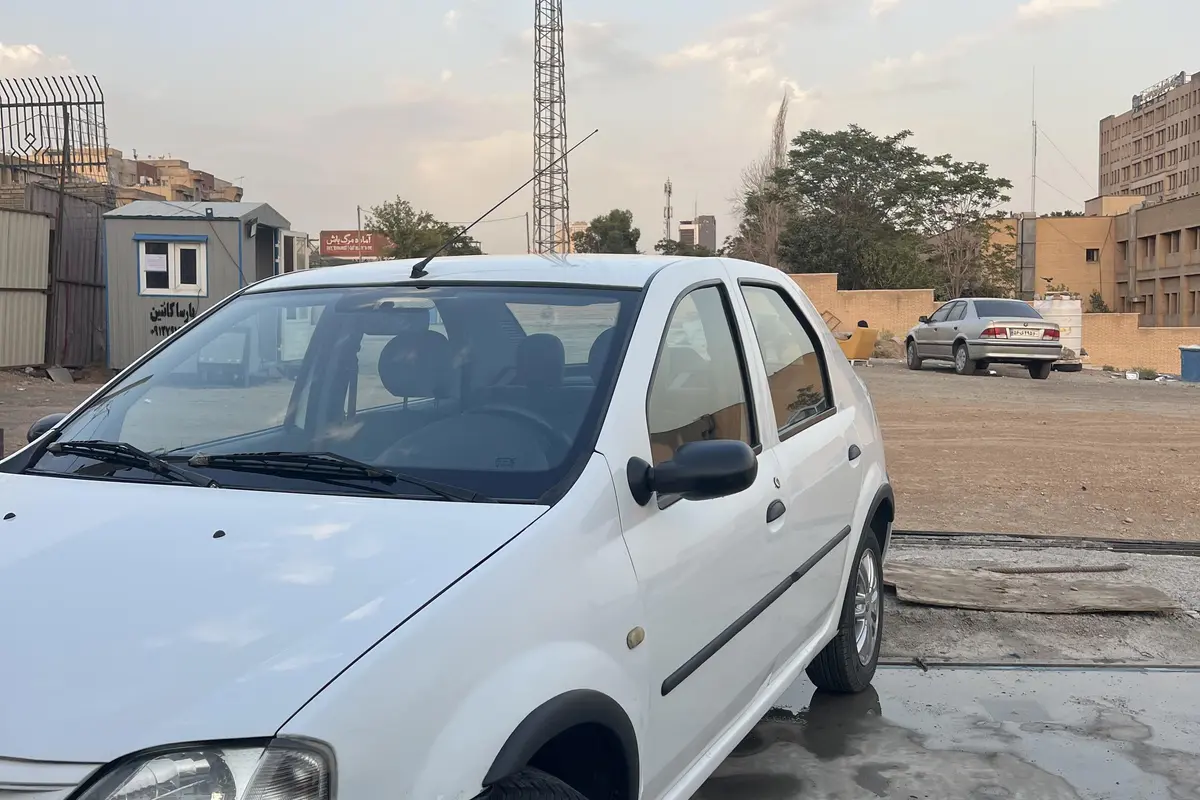 رنو،  تندر 90