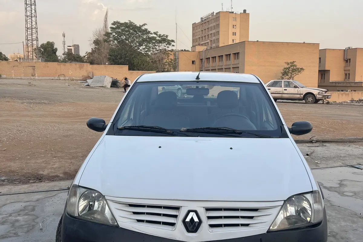 رنو،  تندر 90