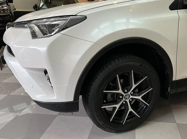 تویوتا، راوفور