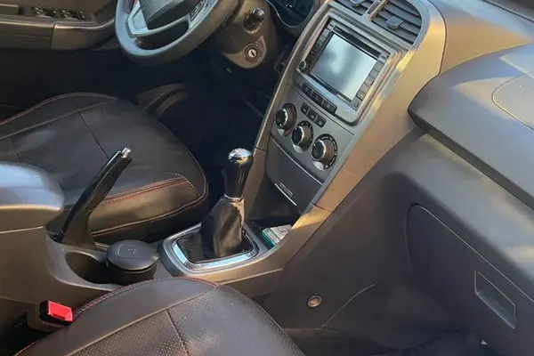 ام وی ام، X33