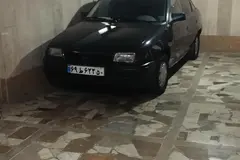 اپل، آسترا سدان