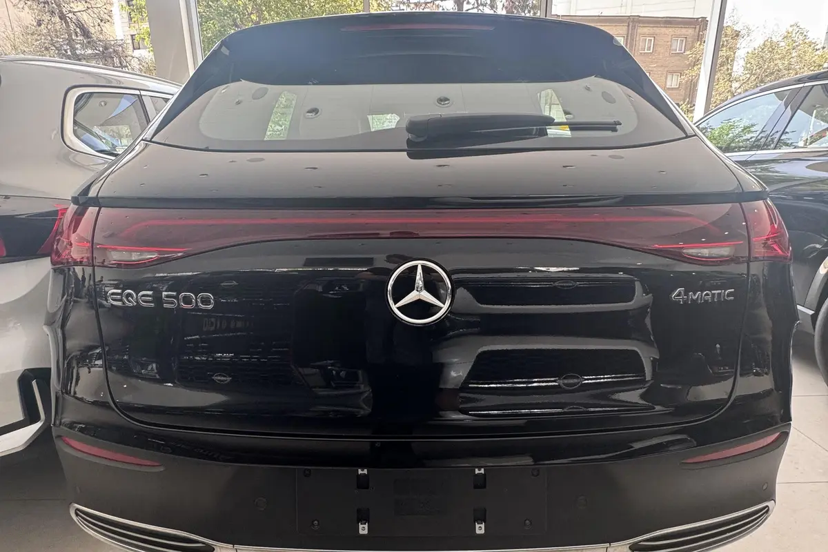 بنز  EQE SUV