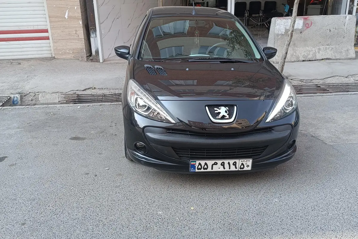 پژو،  207