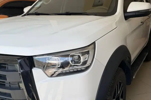کی ام سی  T8