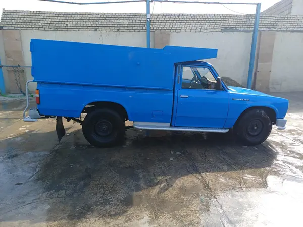 زامیاد، وانت نیسان