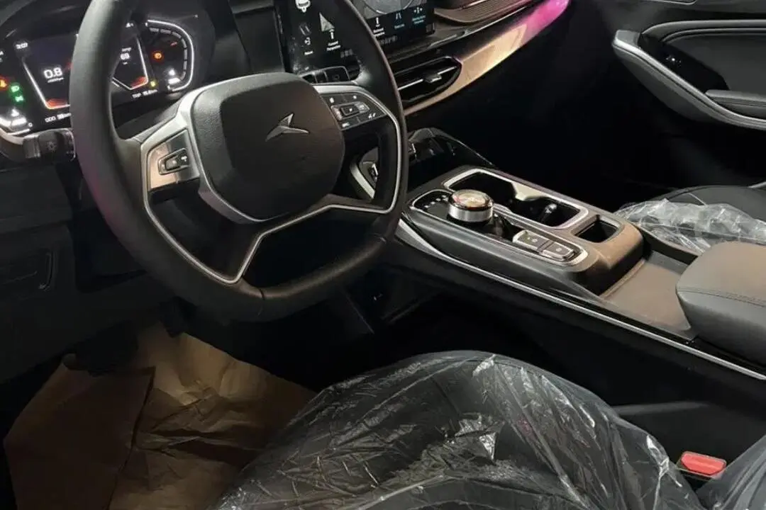 کی ام سی،  X5