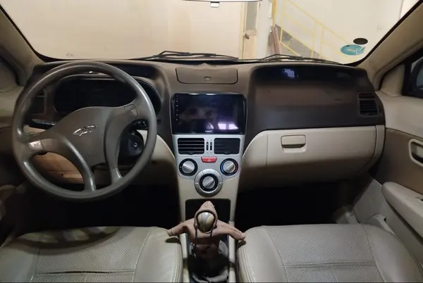 ام وی ام  315هاچ بک
