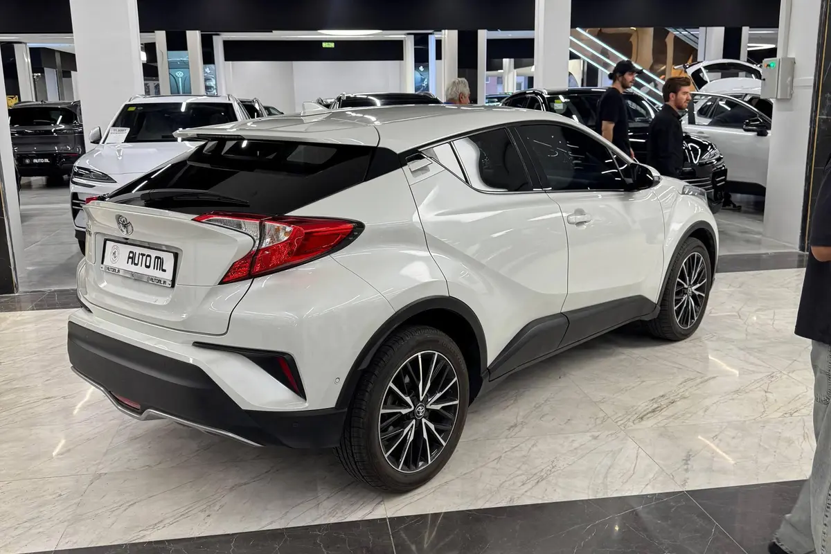 تویوتا،  C-HR