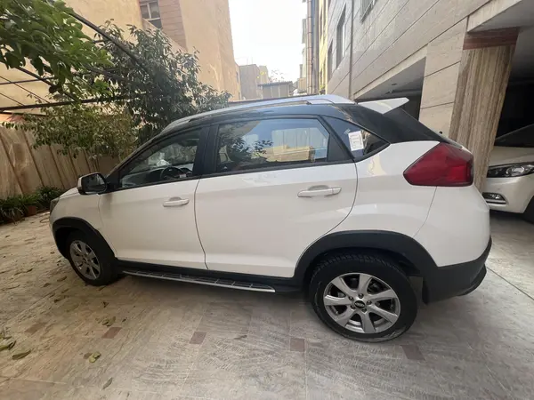 ام وی ام، X22