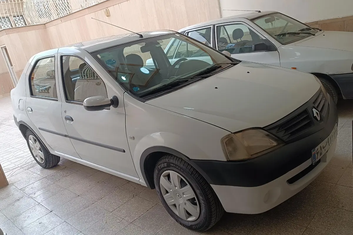 رنو،  تندر 90