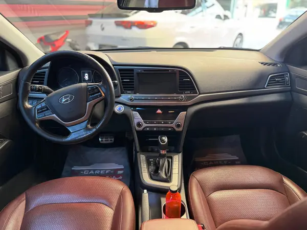 هیوندای، النترا