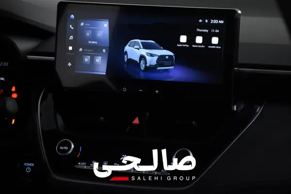 تویوتا، کرولا کراس هیبرید