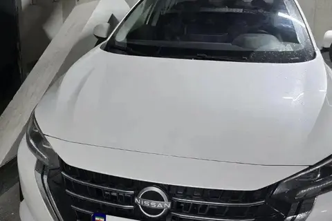 نیسان، سیلفی