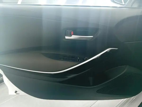 تویوتا، کرولا هیبرید