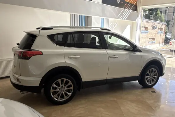 تویوتا، راوفور