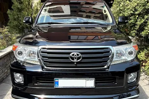 تویوتا، لندکروز چهار در