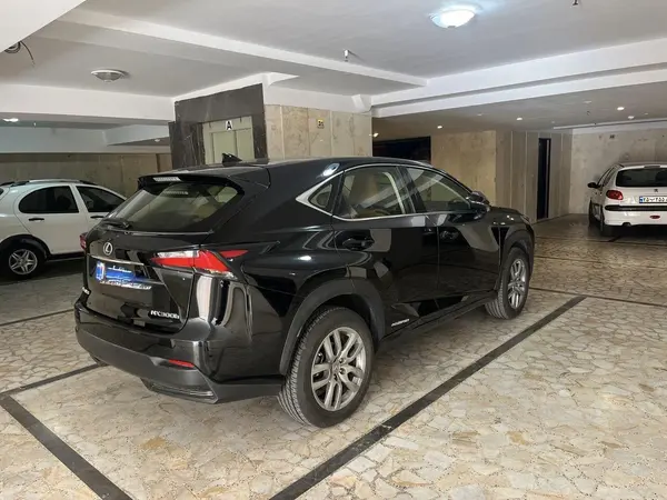 لکسوس، NX هیبرید