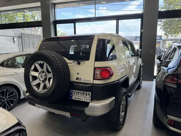 تویوتا، اف جی کروز