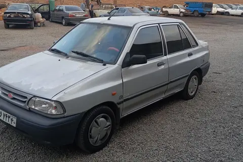 پراید، صندوق دار