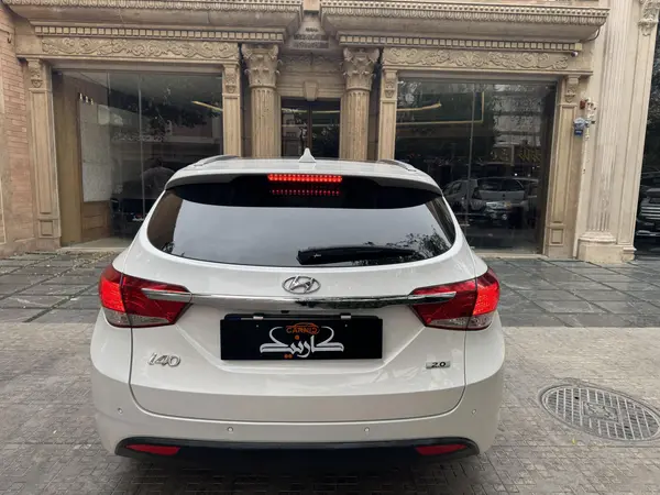 هیوندای  i40