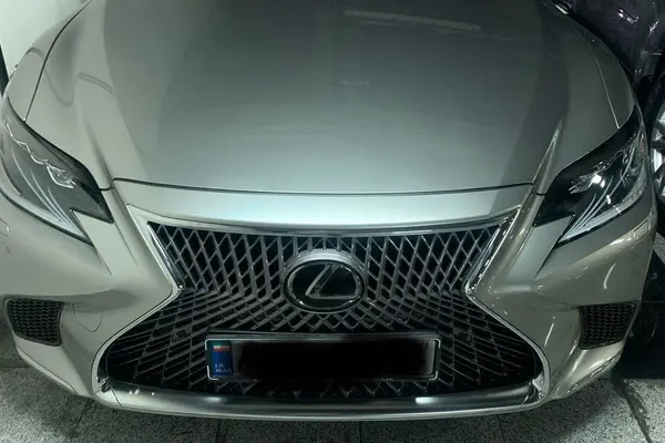 لکسوس  LS